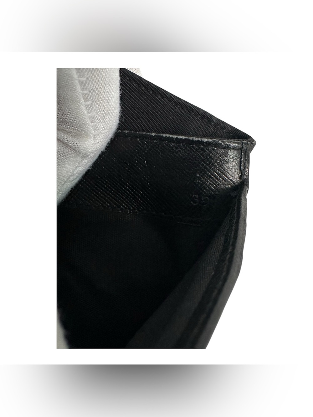PRADA | Compact Wallet - Picture 8 of 9